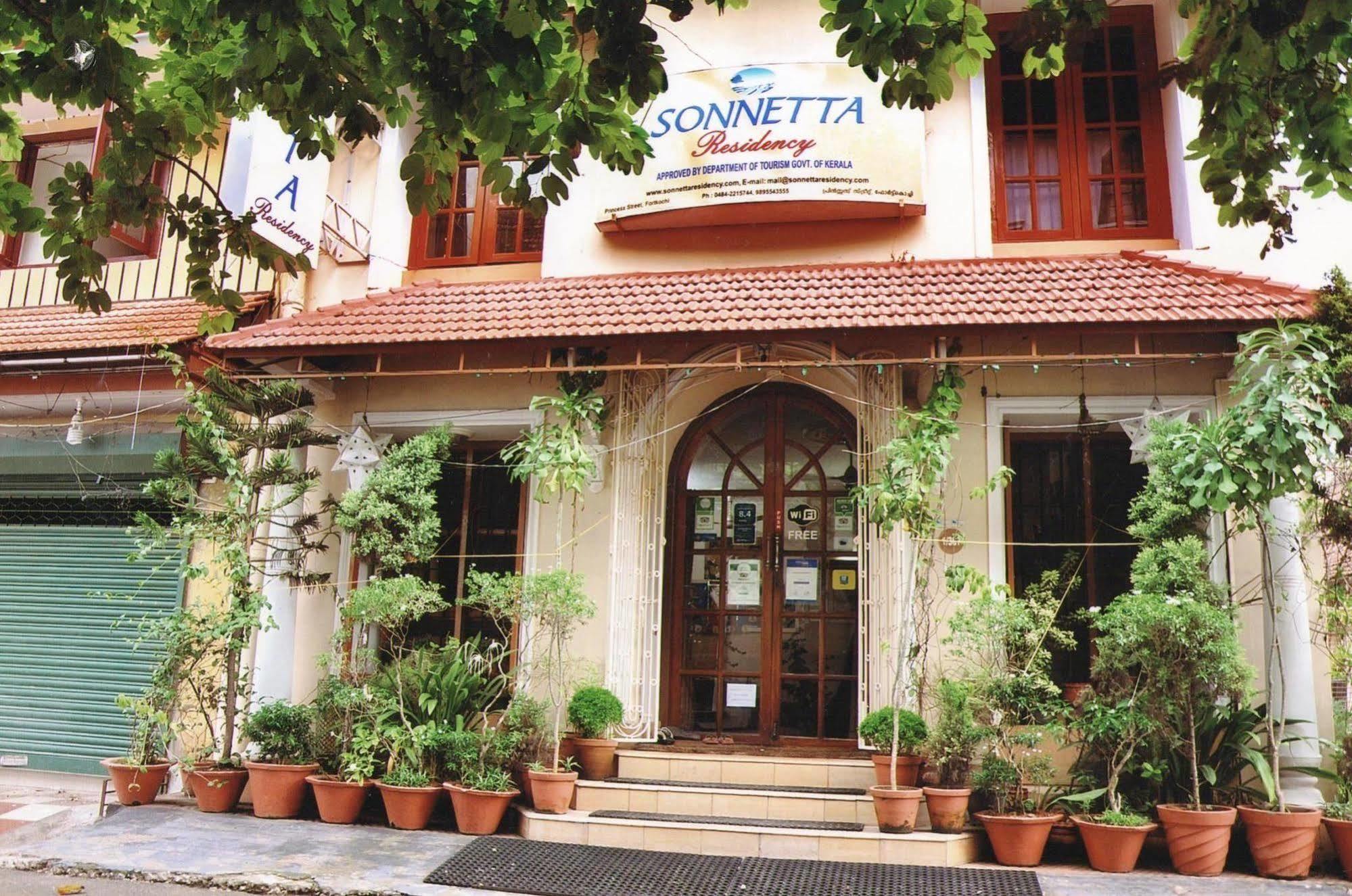 Sonnetta Residency Kochi Exterior foto