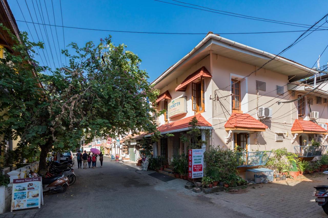 Sonnetta Residency Kochi Exterior foto